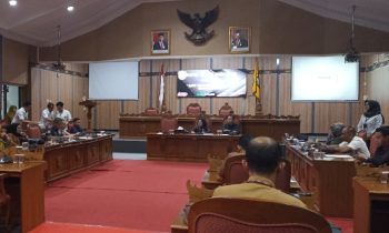 Ruang Rapat Paripurna DPRD Kotim 1