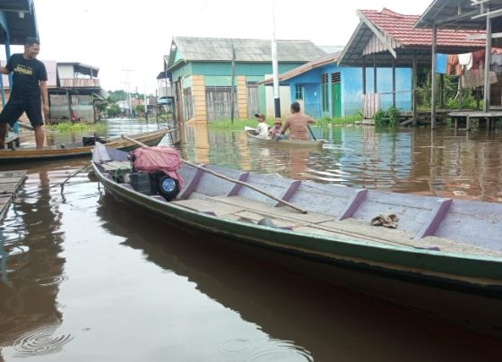 Banjir di salah satu wilayah Kabupaten Kotawaringin Timur.