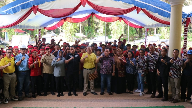Kemitraan Antara Perusahaan Swasta dan Koperasi Lokal  Berperan Penting Memajukan Perekonomian Kotim