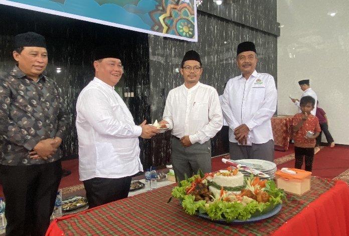 Dibangun Swadaya, Pembangunan Masjid Al-Kautsar Kacapiring Barat Sampit Memakan Waktu Lama