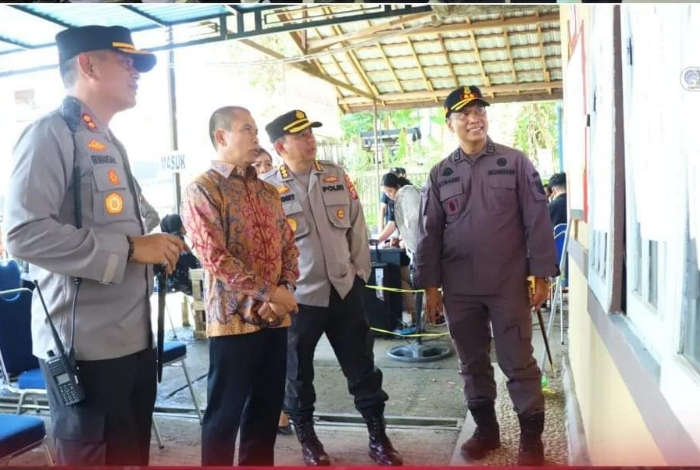 Forkopimda Mura Pantau Pemungutan Suara di Sejumlah TPS
