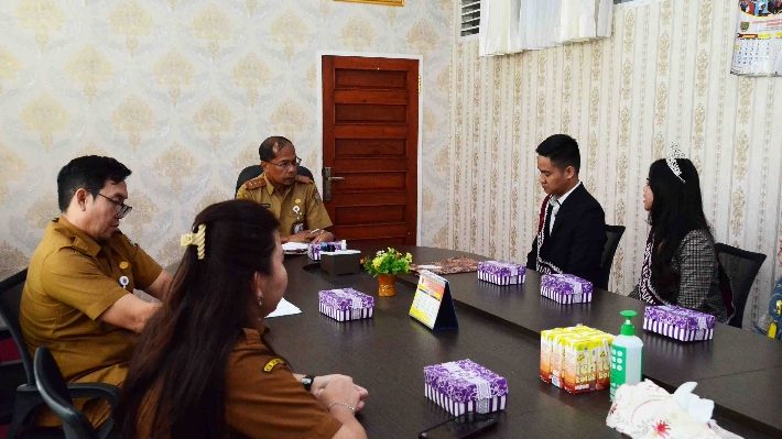 Kadis Kesehatan Suyuti Syamsul saat Audiensi bersama Duta Kesehatan Kalteng tahun 2024