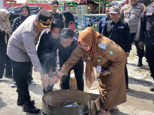 KPU Kotim Memusnahkan 1.712 Surat Suara Rusak, Terbanyak DPRD Provinsi