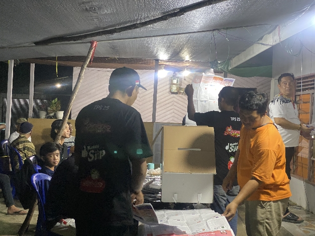 Dinkes Kotim :  Banyak Petugas Pemilu Kelelahan, Satu Orang Dilarikan ke Rumah sakit