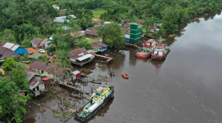 BPBD Kotim melaakukan pencarian orang tenggelam diduga ODGJ di Desa Lubuk Bunter, Kecamatan Cempaga, Minggu 10 Maret 2024