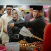 Hari Pertama Puasa Masyarakat Padati Pasar Ramadan taman Kota Sampit