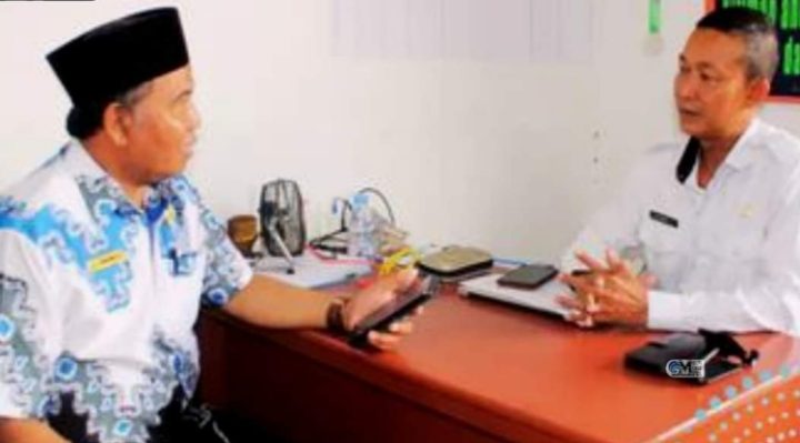 Kepala Bidang PIKP Mura Hendry Januardy menerima kunjungan Kepala Kemenag Mura, Marzuki Rahman, belum lama ini.