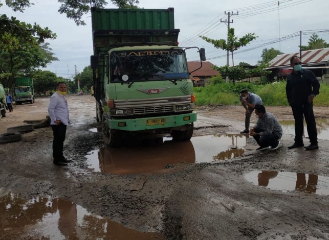 Legialator ini Angkat Bicara terkait Kerusakan Jalan Lingkar Kota Selatan 