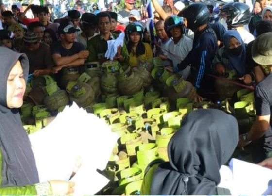 Operasi Pasar yang digelar di lokasi Pasar Ramadan di depan Masjid Agung Al Istiqlal Puruk Cahu, Selasa, 12 Maret 2024m