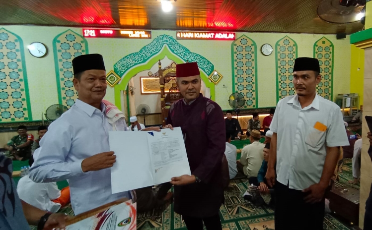 Penjabat Bupati Seruyan Serahkan Kendaraan Operasional untuk Camat