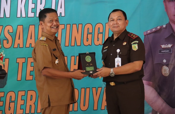 Pj Bupati Seruyan Sambut Kedatangan Kepala Kejaksaan Tinggi Kalimantan Tengah