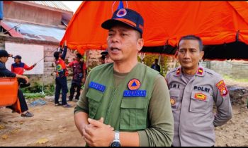 Plt Kepala BPBD Kota Palangka Raya, Hendrikus Satria Budi ditemui di posko tanggap darurat, Jalan Arut, Senin, 11 Maret 2024.