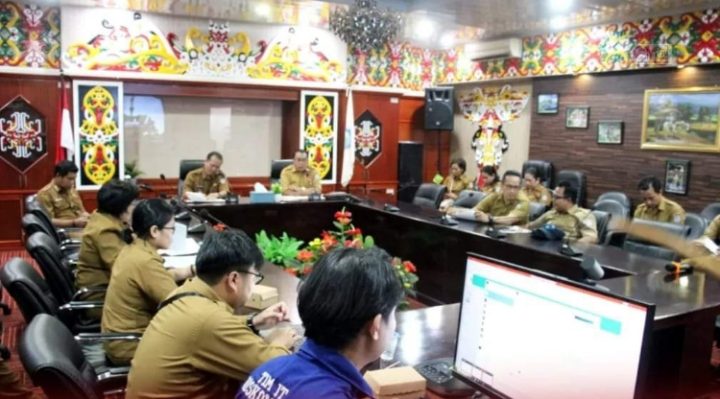 Rapat terkait E Kinerja Pemkab Mura di Aula A Kantor Bupati Mura, Senin, 25 Maret 2024.