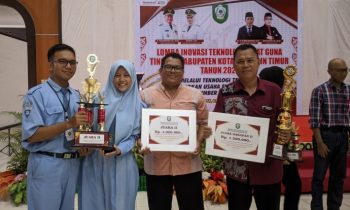 Siswa siswi dan guru tim inovator SMKN 2 Sampit meraih Juara 2 Lomba Inovasi Teknologi Tepat Guna se Kotim 2024