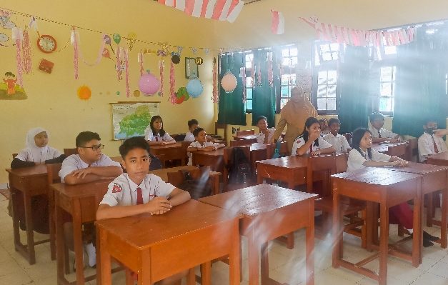 Suasana Hari Pertama Masuk Sekolah di Bulan Puasa di Sampit, Senin 18 Maret 2024