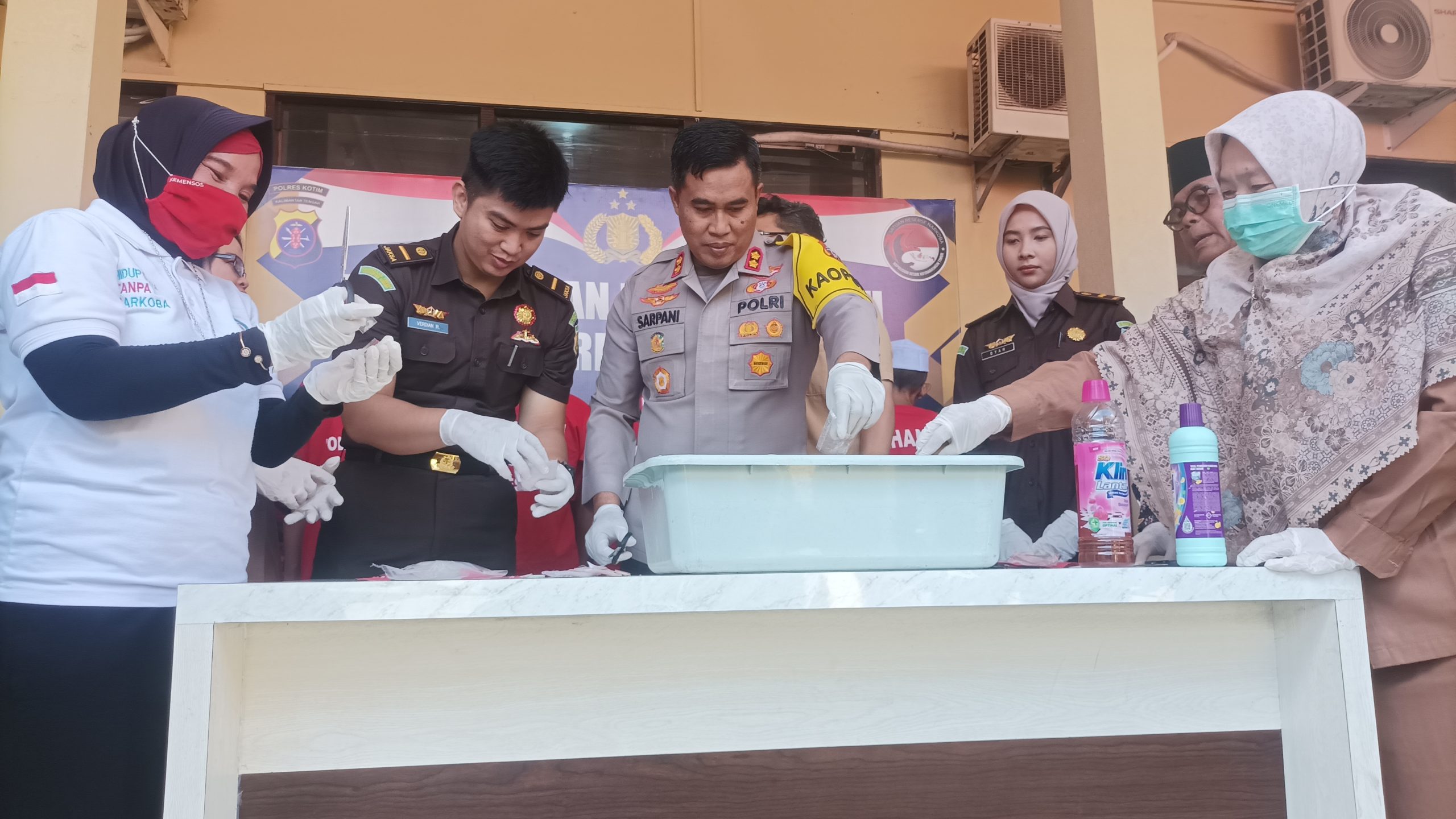 Polres Kotim Musnahkan Ratusan Gram Sabu