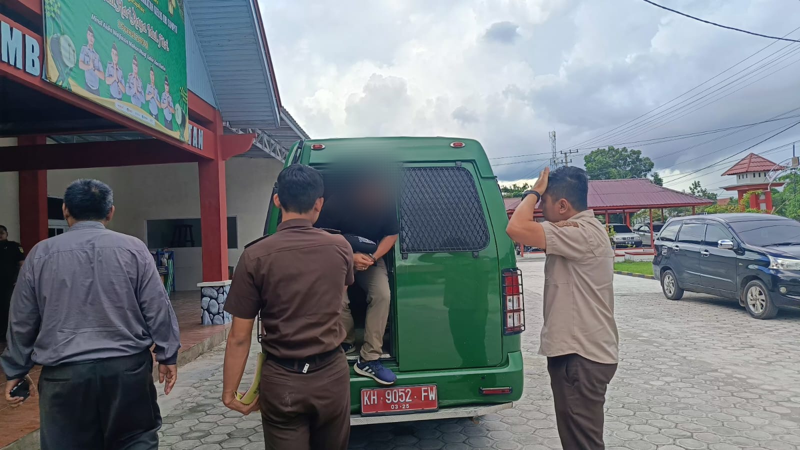 Kasus Pemalsuan Surat Berharga dan Penggelapan Uang Puluhan Miliar Dilimpahkan ke Kejaksaan