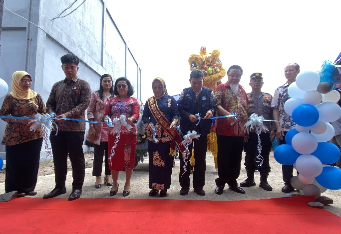 Pahan School Sekolah Tiga Bahasa di Sampit Diresmikan