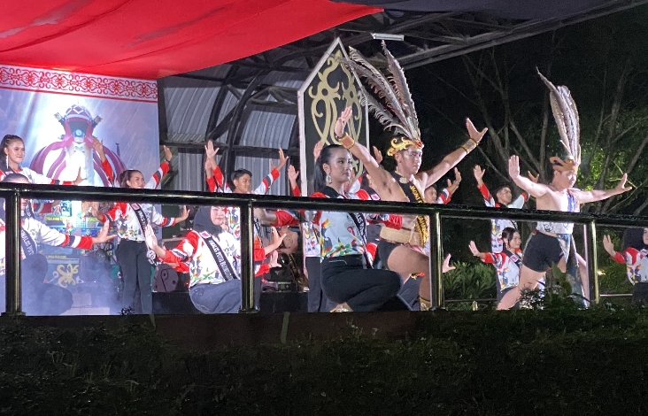 Festival Budaya Habaring Hurung Perlombakan 15 Cabang Kearifan Lokal