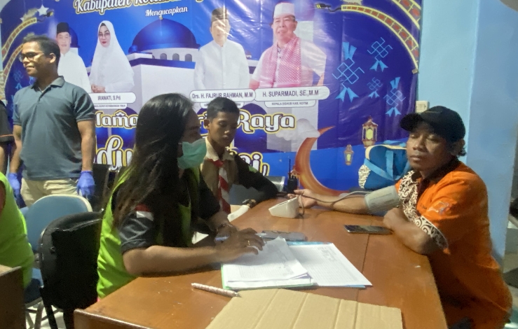 Dinkes Kotim Menyediakan Layanan Pengecekan Kesehatan di Posko Mudik Lebaran