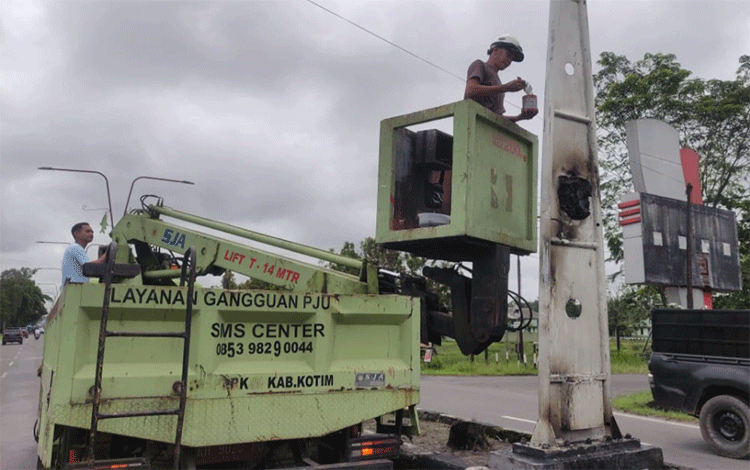 PJU Terbakar di Jalan Tjilik Riwut Telah Diperbaiki