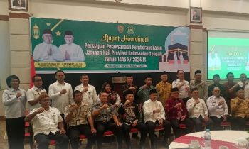 Asisten Pemerintahan dan Kesejahteraan Rakyat, Agus Suharto, saat menghadiriRakor Pemberangkatan Jemaah Haji, Rabu, 8 Mei 2024
