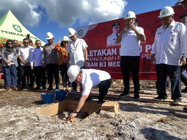 Halikinnor Meresmikan Pembangunan Pabrik Pengelolaan Limbah B3 Pertama di Kalteng