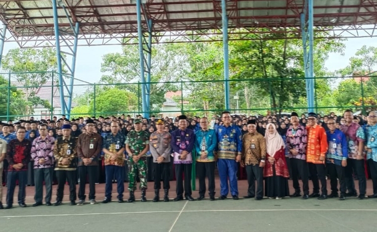 366 PPPK Seruyan  Melakukan Sumpah Janji Jabatan