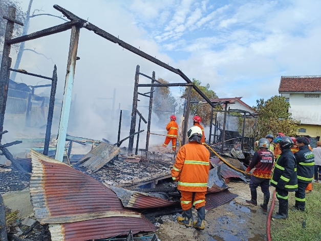 Kebakaran Melahap Bangunan Panti Asuhan Annida Qalbu