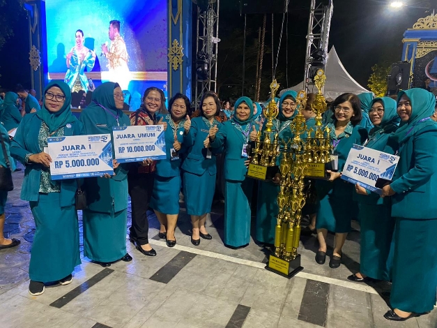 PKK Kotim Wakilkan Kalteng Defile Parade Nusantara Tingkat Nasional, PKK Kalteng Sabet Juara Umum 