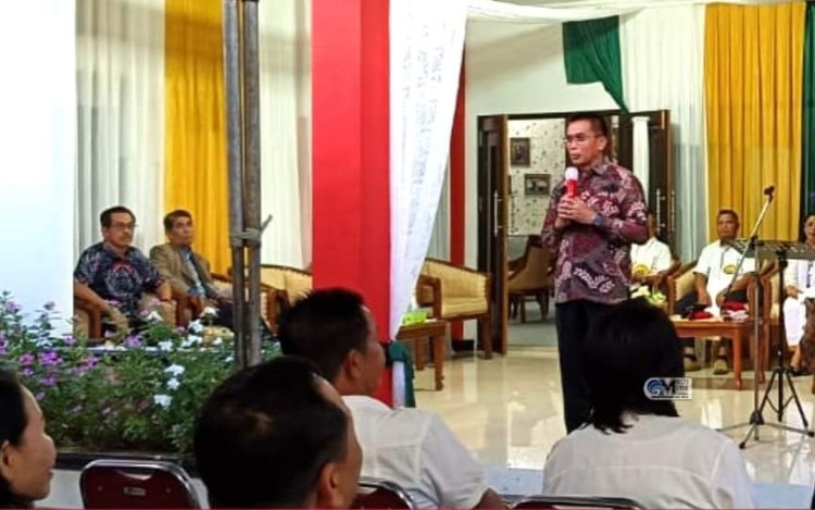 Pj Bupati Mura dan Keluarga Gelar Ibadah Ucapan Syukur