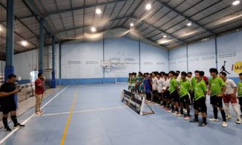 Sekretaris AFK Kotim Adi Wahyudi saat membuka Liga Nusantara Kabupaten Kotim di Gor Lodan.