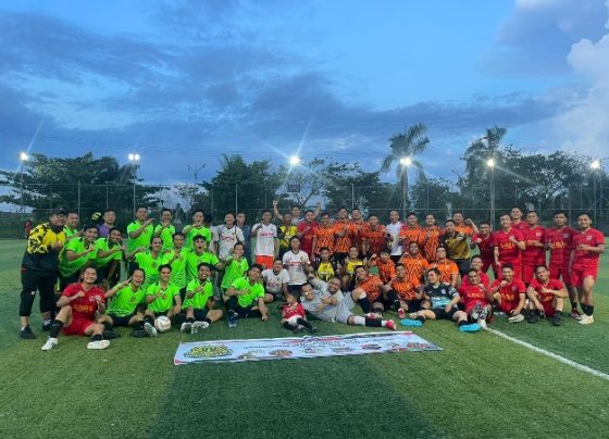 Seluruh tim dari jajaran Polres Kotim yang ikut dalam fourfeo mini soccer.