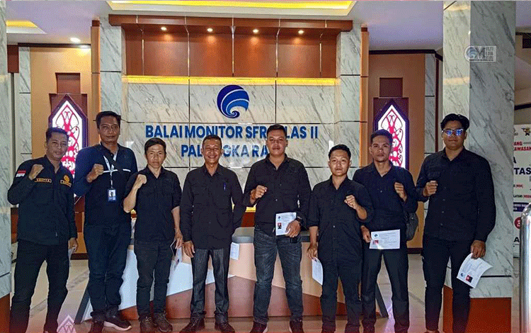 PIKP Humas Pemda Mura Ikuti Ujian Negara Amatir Radio