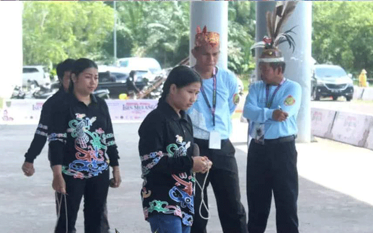 Tim Putra dan Putri Murung Raya Ikuti Lomba Bagasing FBIM 2024