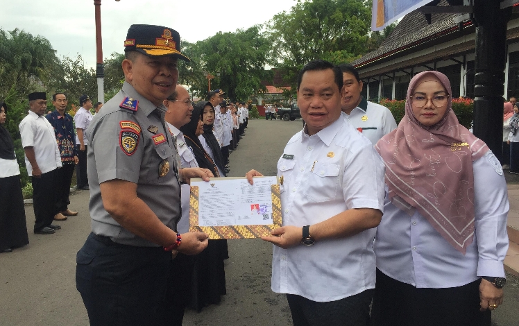 Sejumlah PNS Kotim Pensiun, Halikinnor : Purnatugas Bukan Purnakarya 