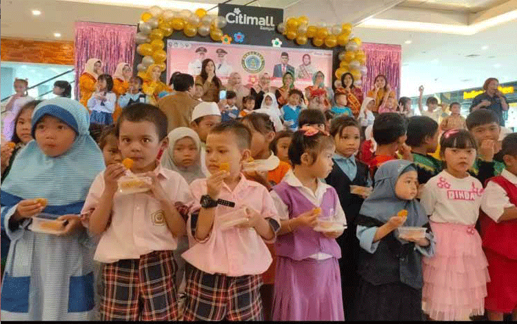 Tanamkan Gemar Makan Ikan untuk Anak PAUD
