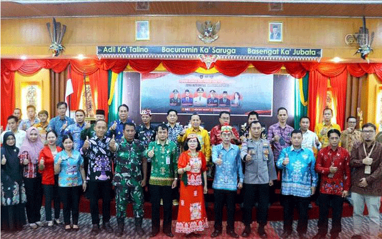 Pemkab Murung Raya Gelar FKP Standar Pelayanan dan Pencanangan Zona Integritas di Dukcapil