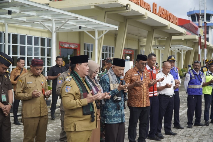 Halikinnor Sambut Bahagia Kedatangan Jemaah Haji Kotim di Bandara H Asan Sampit  