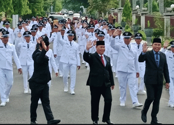 FOTO DOKUMEN Kirab sebelum pelantikan kepala desa di Kotim pada 2023.