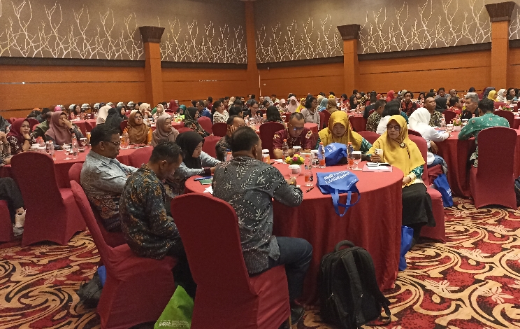 Guru di Kotim Siap Ajarkan Anak Didiknya Cinta Rupiah