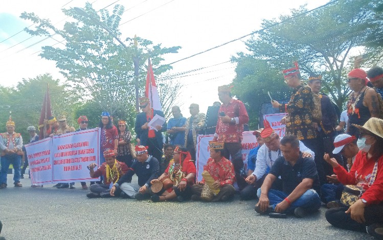 Penambang Emas Ilegal Gunakan Alat Berat di Kalteng Disebut Tak Tersentuh Hukum