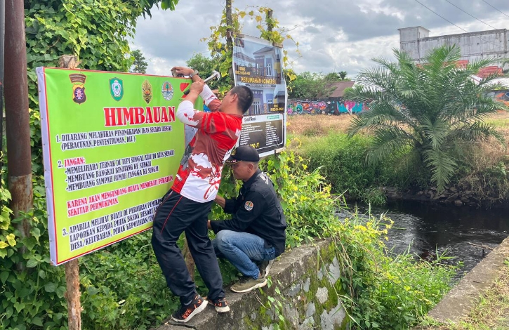 BKSDA Kembali Pasang Spanduk Imbauan Titik Rawan Keberadaan Buaya