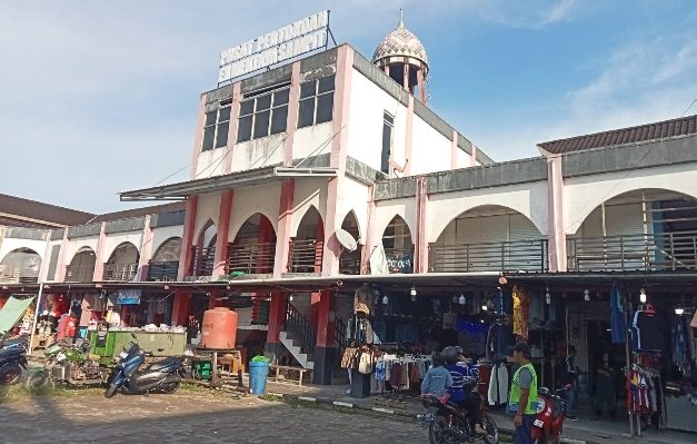 Pertokoan Eka Mentaya Sampit tampak lengang dan sepi pengunjung.