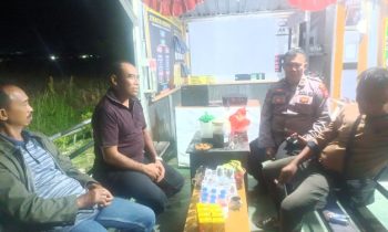Polsek Baamang sambangi warga Perumahan Griya Pramuka pascaisu teror ketuk pintu.