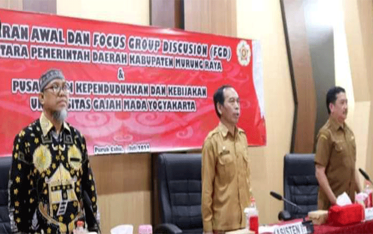 Pemkab Murung Raya FGD dengan Pusat Studi Kedudukan dan Kebijakan UGM