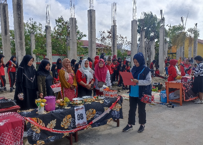Lezat! SDN 4 Ketapang Adakan Lomba Memasak Hasil Kebun Sekolah untuk Peringati HUT Ke-79 RI