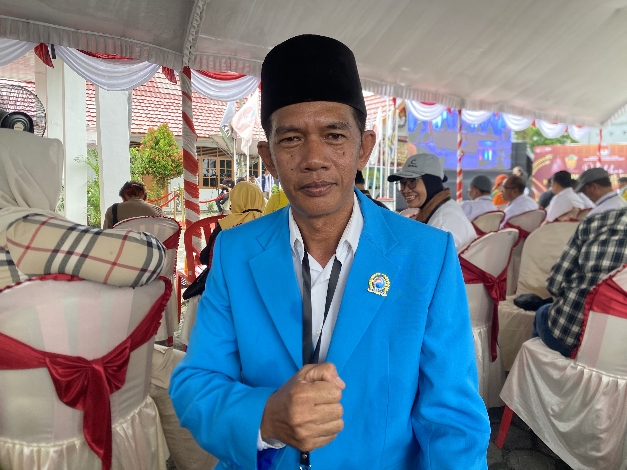 Partai Nonparlemen Kawal Pendaftaran Pasangan Sanidin – Siyono