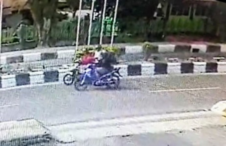 Pasangan Lansia Dijambret di Jalan Ahmad Yani hingga Jatuh dari Sepeda Motor