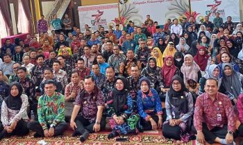 Audiensi Bupati Kotawaringin Timur Halikinnor bersama guru SD dan SMP, termasuk perwakilan K3S Mentaya Hilir Utara.